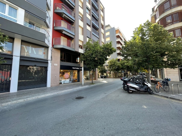 Despatx de 120 m² de lloguer a Girona – Agenthia ref. 5724